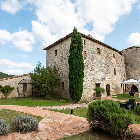 Castello Valenzino Bed and Breakfast Antognola Exteriör bild