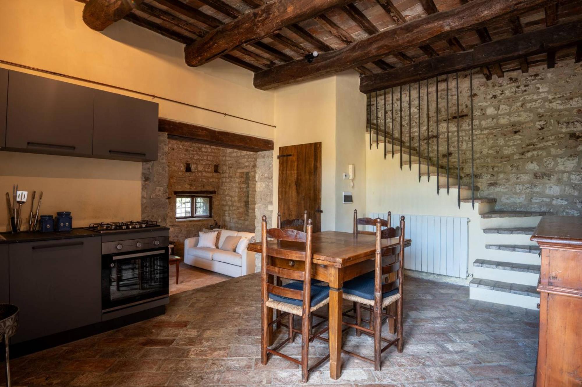 Castello Valenzino Bed and Breakfast Antognola Exteriör bild